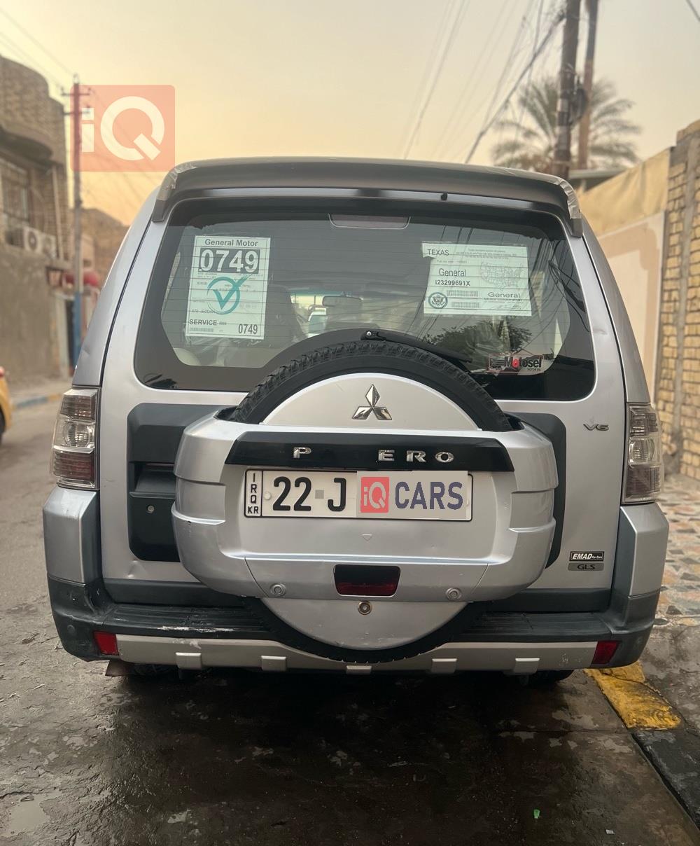 ميتسوبيشي باجيرو